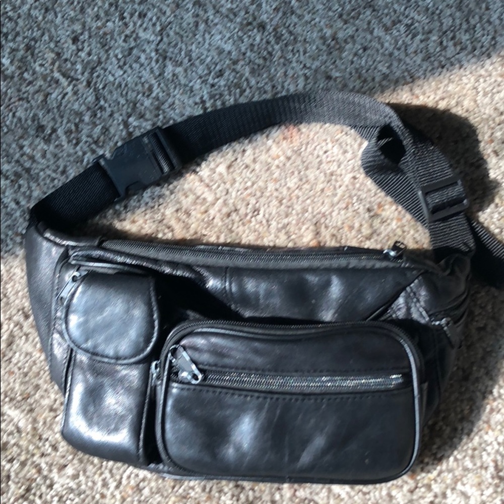 Fanny pack